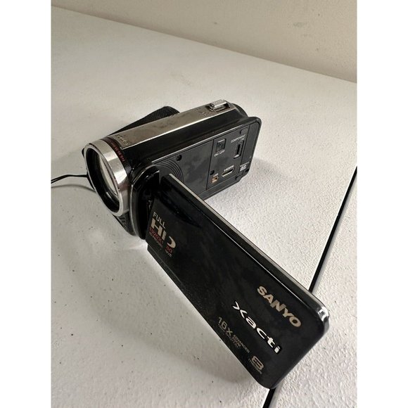Sanyo Xacti VPC-FH1 Camcorder Digital Camera 16X Full HD 1080P - Picture 5 of 8
